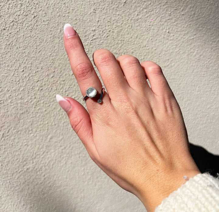 Szorongás elleni gyűrű - Fehér gyöngy (Ezüst bevonat)